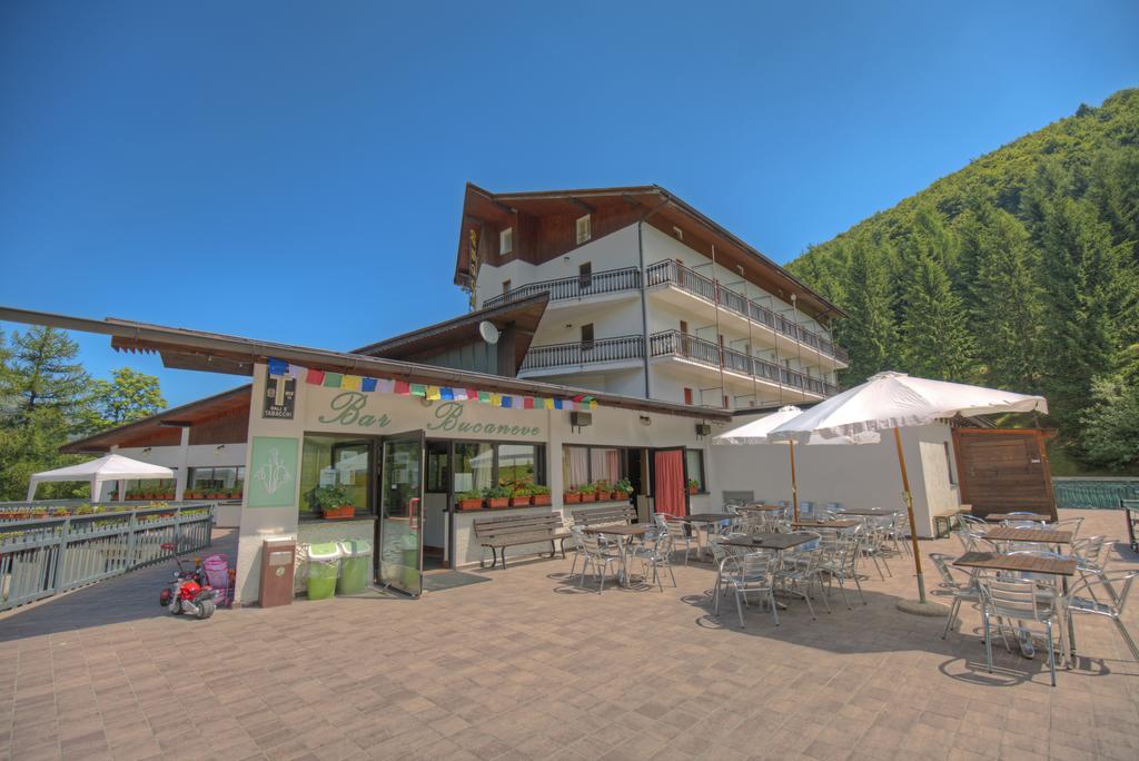 Sport & Family Hotel Bucaneve Brentonico Exterior foto